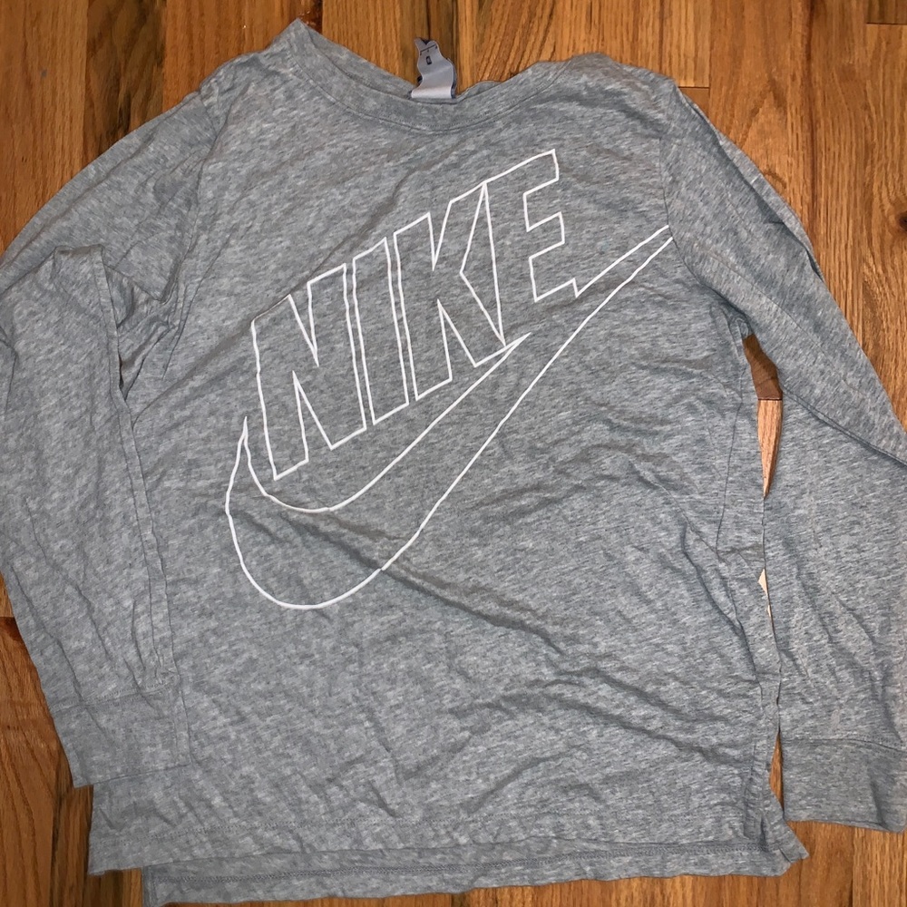 nike longsleeve